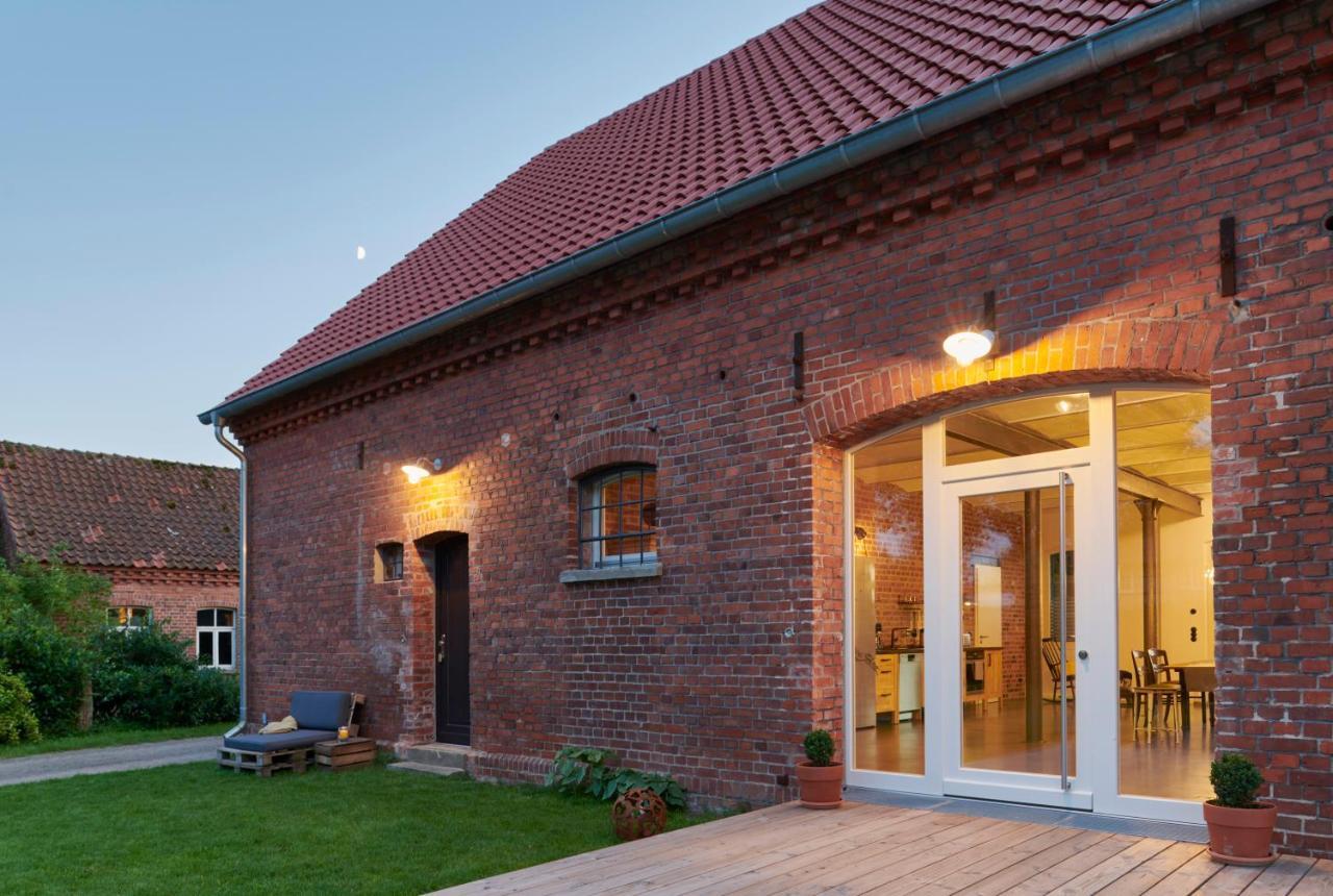 Re~Barn - Modern Country Stay Essel Εξωτερικό φωτογραφία